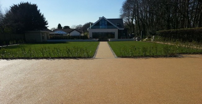 Professional Sudscape Installers in Farleigh Court